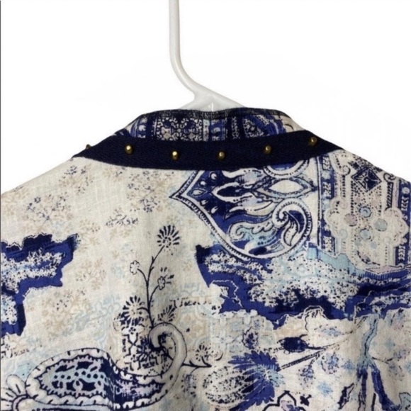 Chicos Cream & Blue Paisley Open Front Stud Lightweight Blazer Size 2 Large - Picture 6 of 6